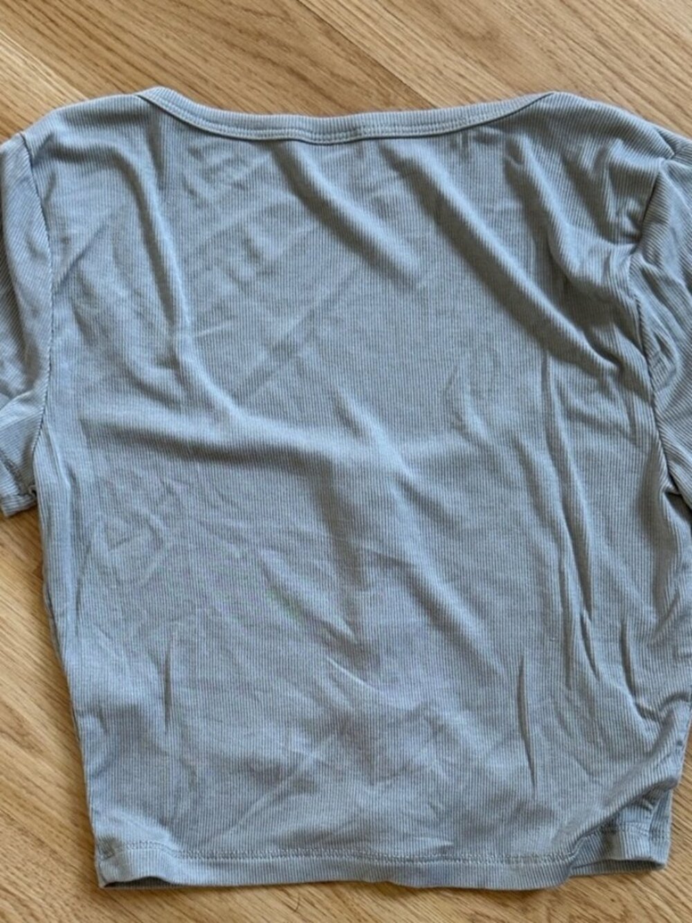 Green Crop Top Short - Picture 2 of 2